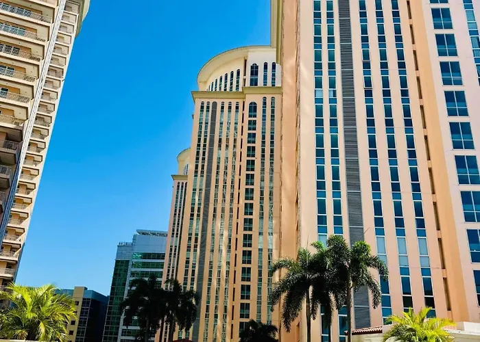 Venice Ig-worthy , Netlfix Getaway Walking Distance To Mall Apartment *